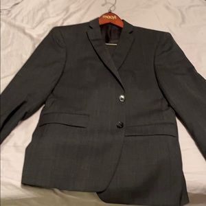 Bali 40R dark gray suit
